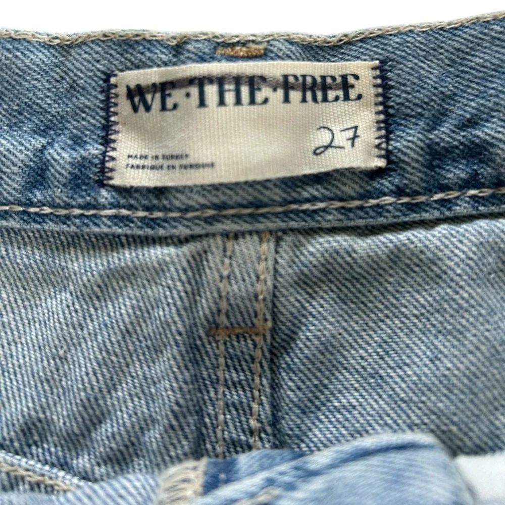 Free People Ghost Town Long Short Raw Hem Mid/High-rise Denim Size 27 NWT